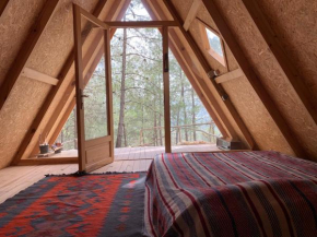 Sens Bungalows & Tents